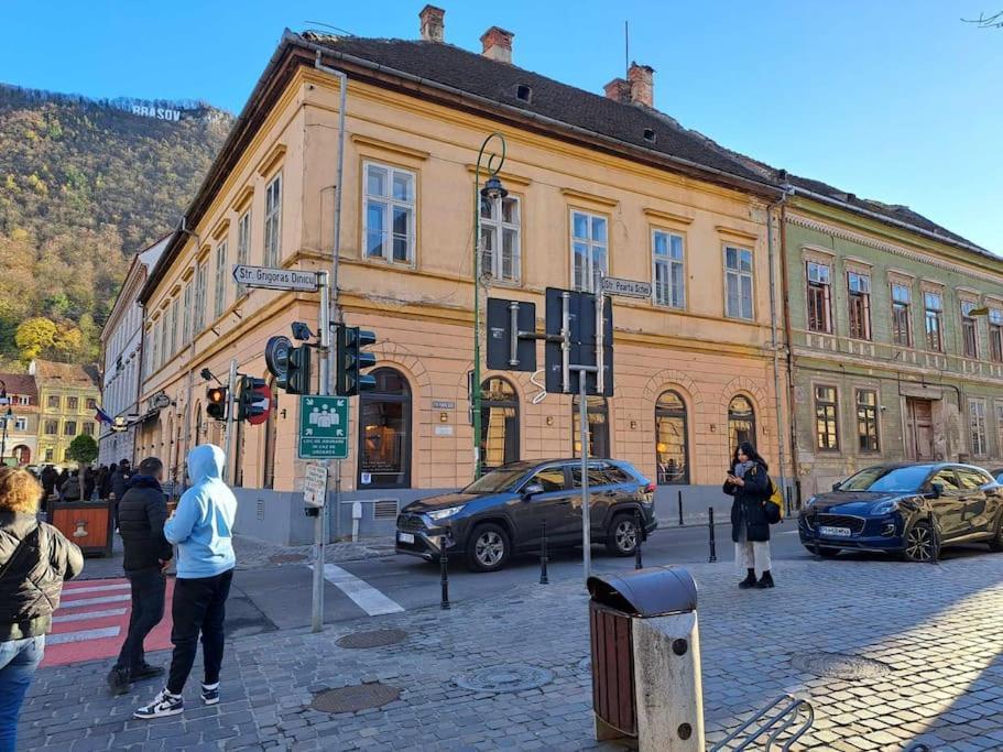 Sofia'S Home Comfy Studio In The Old Town บราชอฟ ภายนอก รูปภาพ