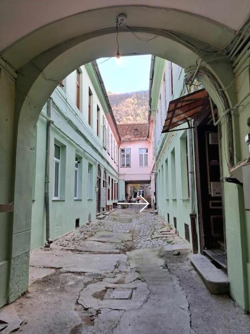 Sofia'S Home Comfy Studio In The Old Town บราชอฟ ภายนอก รูปภาพ